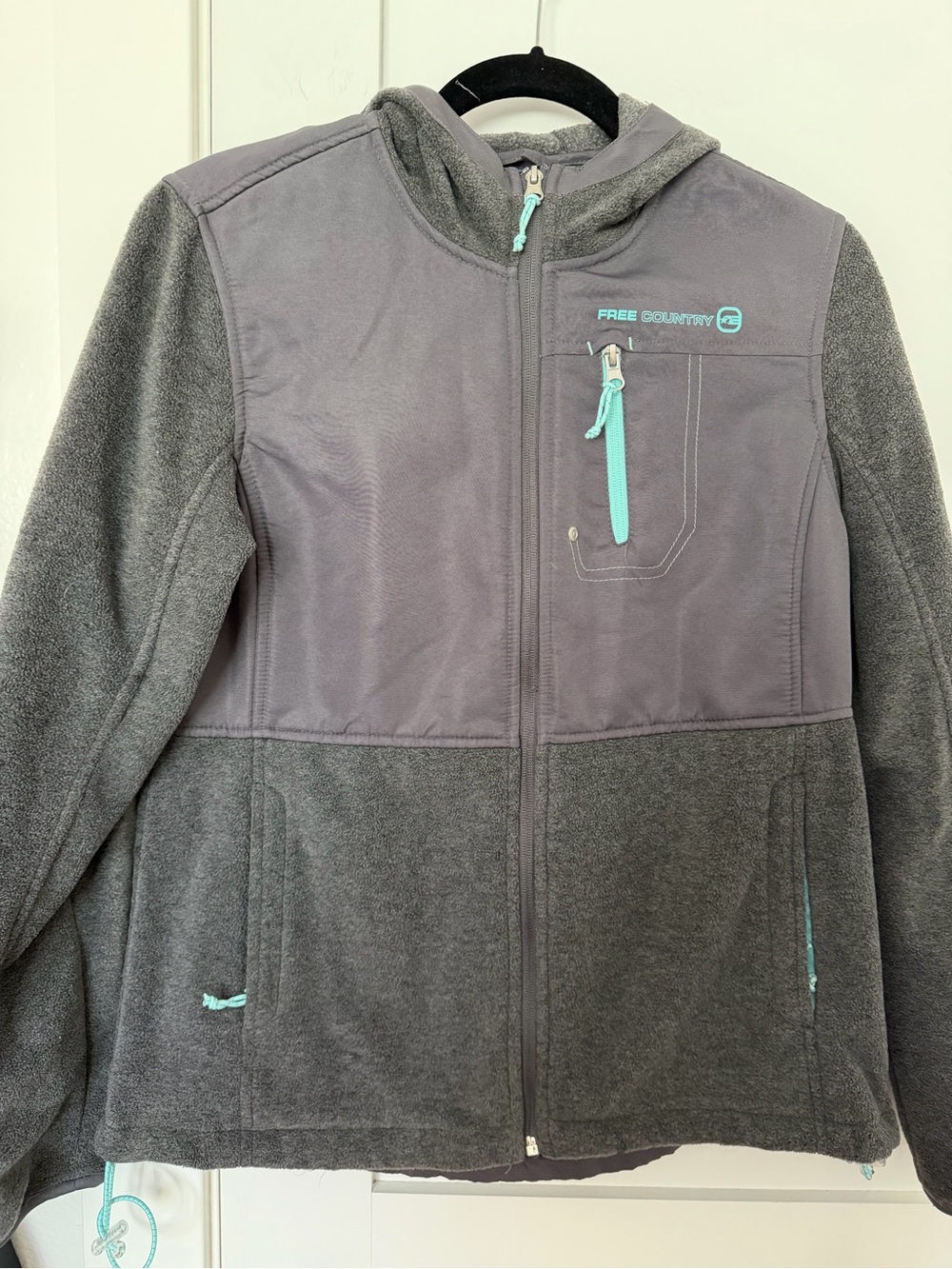 Free Country women’s Gray Hooded Fleece Jacket with Aqua Accents